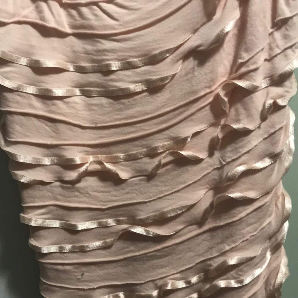 Express Ruffled tank - Picture 4 of 5